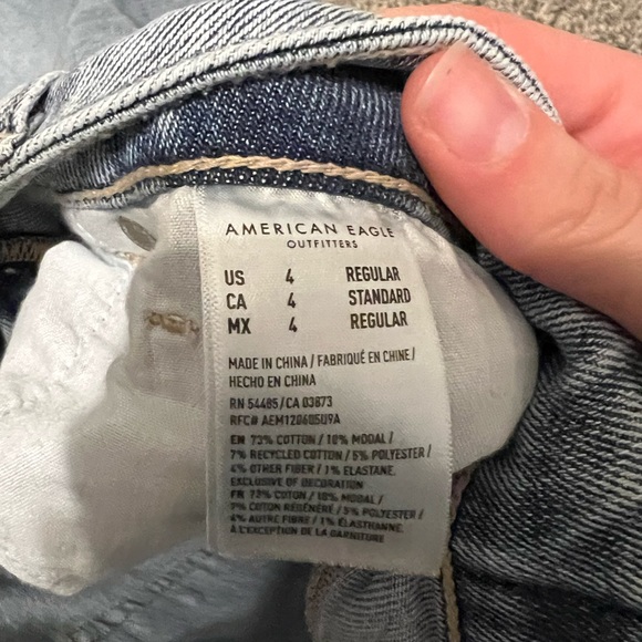 AE mom jeans - Picture 2 of 3